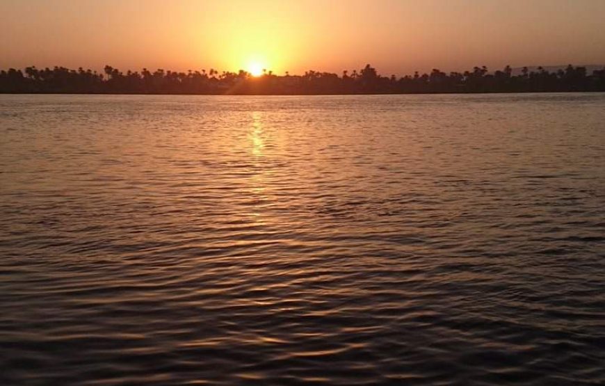 Deluxe Nile Cruise: 4 Days/3 Nights from Aswan to Luxor