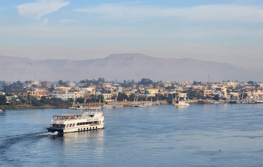 Deluxe Nile Cruise: 4 Days/3 Nights from Aswan to Luxor