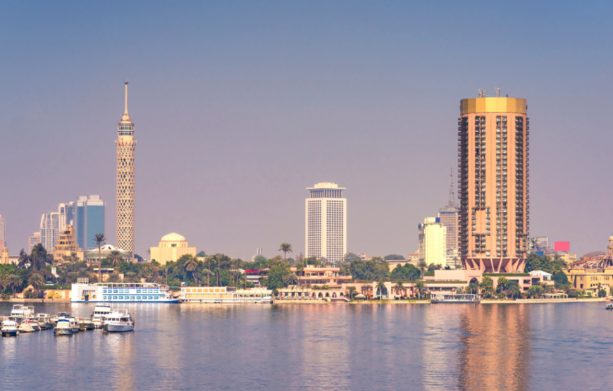 Experience the Magic of Cairo with a Nile Cruise Dinner